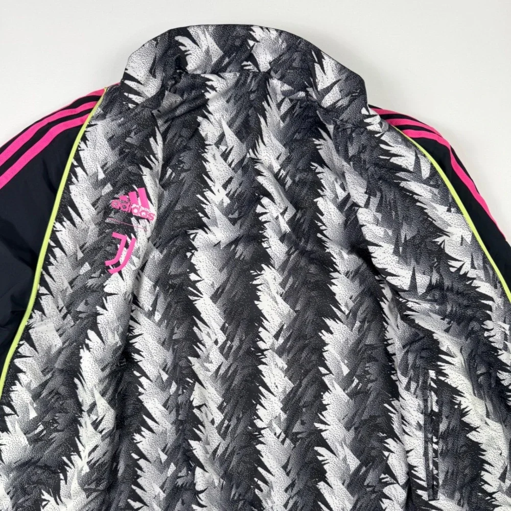 Adidas Juventus Reversible Anthem Jacket Mens Medium Black Pink HS9808 Excellent